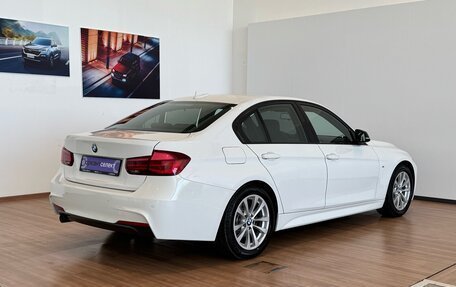 BMW 3 серия, 2018 год, 2 000 000 рублей, 2 фотография