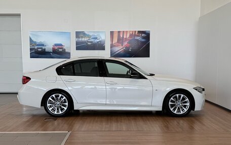 BMW 3 серия, 2018 год, 2 000 000 рублей, 5 фотография