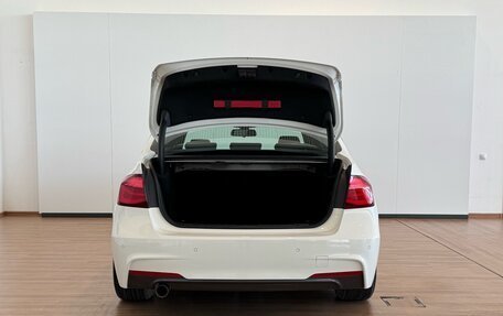 BMW 3 серия, 2018 год, 2 000 000 рублей, 9 фотография