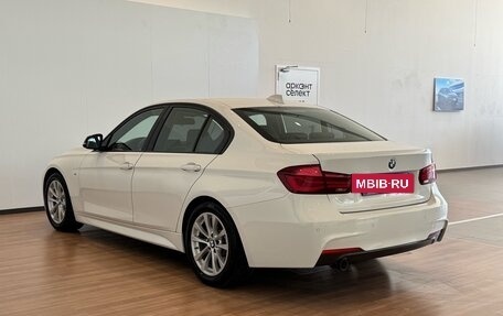 BMW 3 серия, 2018 год, 2 000 000 рублей, 4 фотография