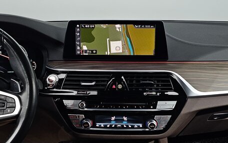 BMW 5 серия, 2019 год, 2 843 000 рублей, 19 фотография