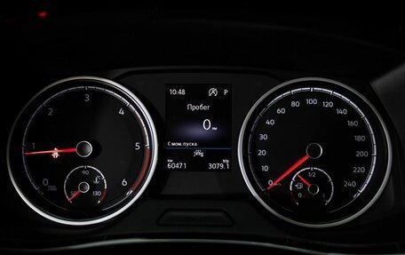 Volkswagen Multivan T6 рестайлинг, 2020 год, 5 900 000 рублей, 27 фотография