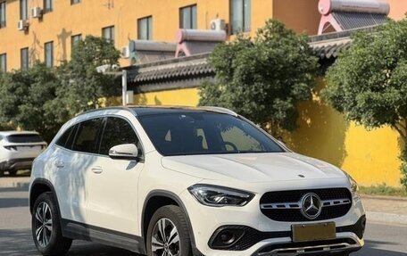 Mercedes-Benz GLA, 2021 год, 1 930 400 рублей, 3 фотография