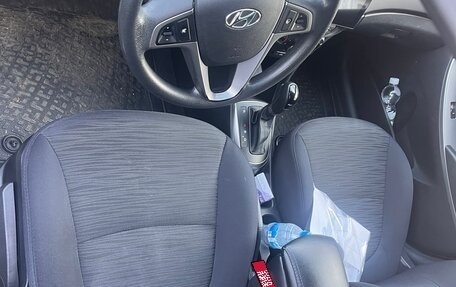 Hyundai Solaris II рестайлинг, 2016 год, 1 340 000 рублей, 5 фотография