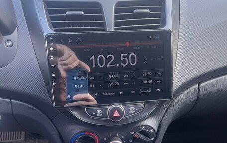 Hyundai Solaris II рестайлинг, 2016 год, 1 340 000 рублей, 8 фотография