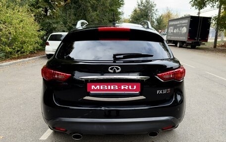 Infiniti FX II, 2010 год, 1 800 000 рублей, 4 фотография