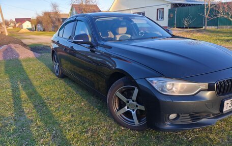 BMW 3 серия, 2014 год, 1 550 000 рублей, 22 фотография