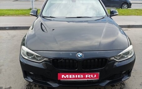 BMW 3 серия, 2014 год, 1 550 000 рублей, 19 фотография