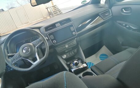 Nissan Leaf II, 2021 год, 2 750 000 рублей, 5 фотография