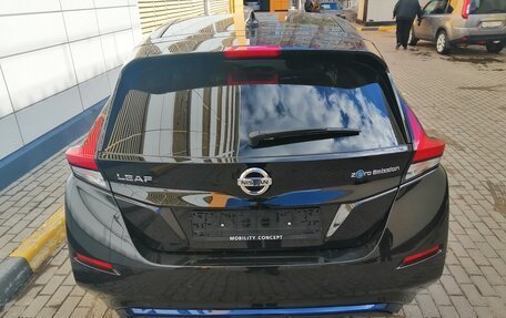 Nissan Leaf II, 2021 год, 2 750 000 рублей, 19 фотография