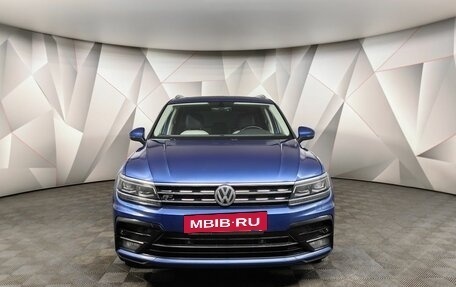 Volkswagen Tiguan II, 2018 год, 2 789 000 рублей, 7 фотография