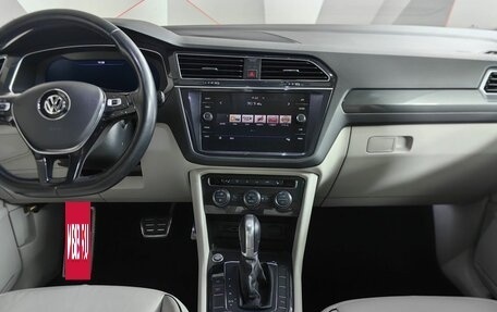 Volkswagen Tiguan II, 2018 год, 2 789 000 рублей, 11 фотография