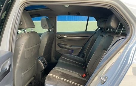 Volkswagen Golf VII, 2021 год, 1 585 441 рублей, 16 фотография
