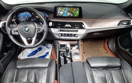BMW 5 серия, 2018 год, 2 943 000 рублей, 10 фотография