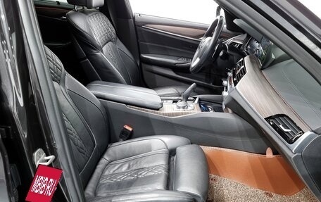 BMW 5 серия, 2018 год, 2 943 000 рублей, 13 фотография