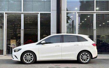 Mercedes-Benz B-Класс, 2021 год, 1 520 400 рублей, 10 фотография