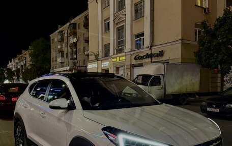 Hyundai Tucson III, 2018 год, 2 400 000 рублей, 2 фотография