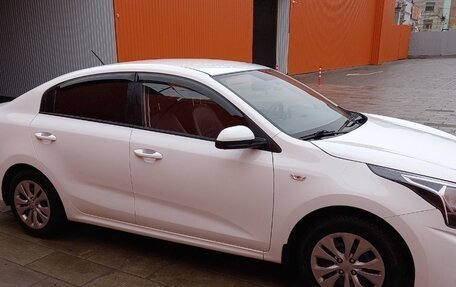 KIA Rio IV, 2020 год, 1 450 000 рублей, 4 фотография