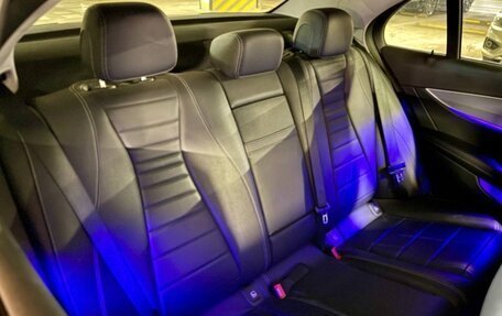 Mercedes-Benz E-Класс, 2020 год, 3 690 000 рублей, 9 фотография