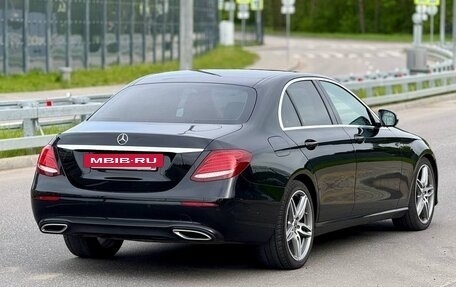 Mercedes-Benz E-Класс, 2020 год, 3 690 000 рублей, 4 фотография