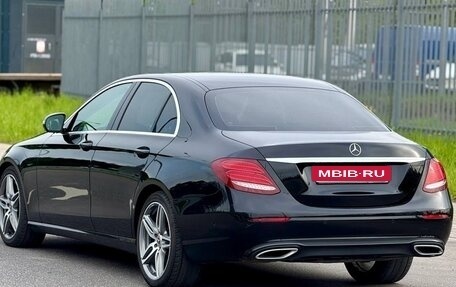 Mercedes-Benz E-Класс, 2020 год, 3 690 000 рублей, 3 фотография