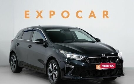 KIA cee'd III, 2018 год, 1 380 000 рублей, 3 фотография