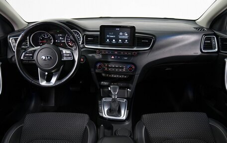 KIA cee'd III, 2018 год, 1 380 000 рублей, 23 фотография