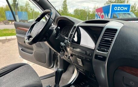 Toyota Land Cruiser Prado 120 рестайлинг, 2006 год, 1 470 000 рублей, 19 фотография