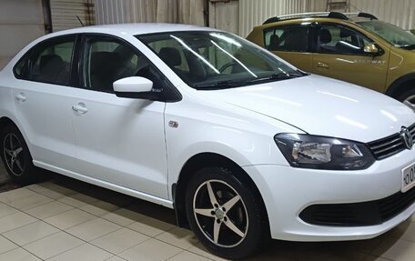 Volkswagen Polo VI (EU Market), 2013 год, 750 000 рублей, 7 фотография