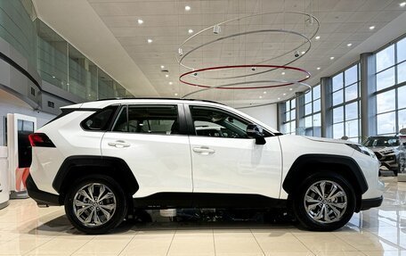Toyota RAV4, 2024 год, 4 600 000 рублей, 5 фотография