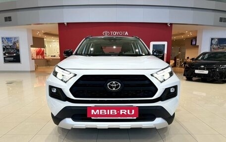 Toyota RAV4, 2024 год, 4 600 000 рублей, 6 фотография