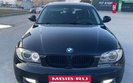 BMW 1 серия, 2011 год, 900 000 рублей, 3 фотография