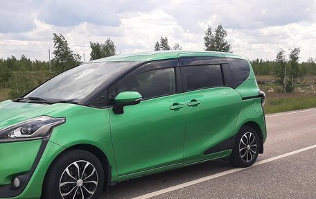 Toyota Sienta II, 2017 год, 1 580 000 рублей, 14 фотография