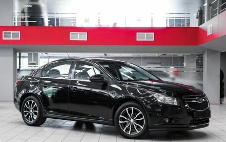 Chevrolet Cruze II, 2009 год, 699 000 рублей, 3 фотография