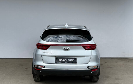 KIA Sportage IV рестайлинг, 2021 год, 2 200 000 рублей, 21 фотография