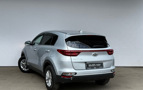 KIA Sportage IV рестайлинг, 2021 год, 2 200 000 рублей, 22 фотография