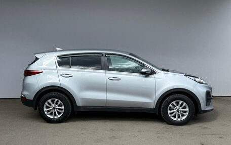 KIA Sportage IV рестайлинг, 2021 год, 2 200 000 рублей, 23 фотография