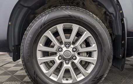 Toyota Land Cruiser Prado 150 рестайлинг 2, 2019 год, 4 255 000 рублей, 7 фотография