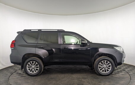Toyota Land Cruiser Prado 150 рестайлинг 2, 2019 год, 4 255 000 рублей, 27 фотография