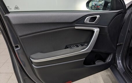 KIA cee'd III, 2019 год, 1 600 000 рублей, 7 фотография