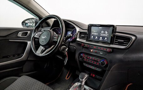 KIA cee'd III, 2019 год, 1 600 000 рублей, 17 фотография