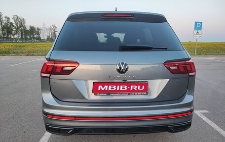Volkswagen Tiguan II, 2022 год, 3 600 000 рублей, 1 фотография