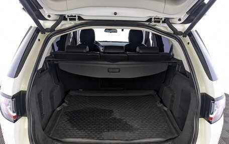 Land Rover Discovery Sport I рестайлинг, 2018 год, 2 400 000 рублей, 10 фотография