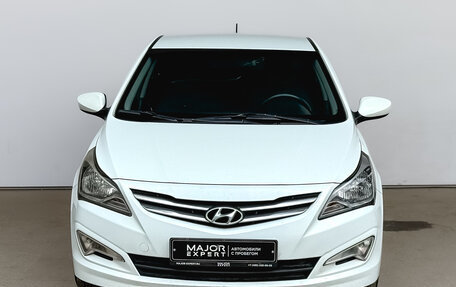 Hyundai Solaris II рестайлинг, 2015 год, 950 000 рублей, 2 фотография