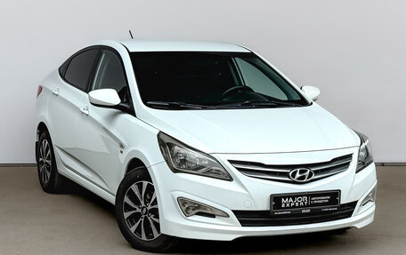 Hyundai Solaris II рестайлинг, 2015 год, 950 000 рублей, 3 фотография