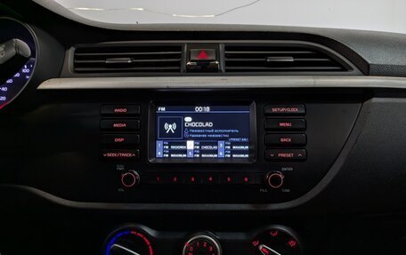 KIA Rio IV, 2019 год, 890 000 рублей, 15 фотография