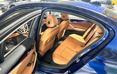 BMW 5 серия, 2019 год, 3 900 000 рублей, 11 фотография