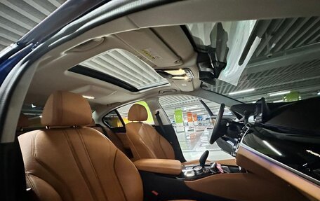 BMW 5 серия, 2019 год, 3 900 000 рублей, 12 фотография