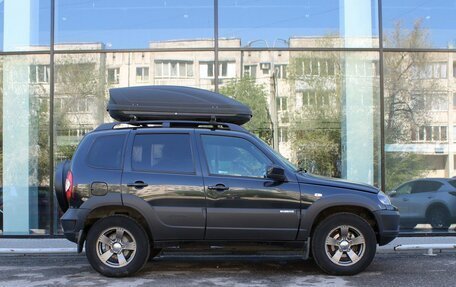 Chevrolet Niva I рестайлинг, 2018 год, 720 000 рублей, 4 фотография