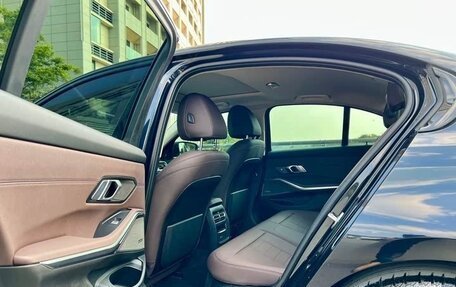 BMW 3 серия, 2021 год, 3 176 000 рублей, 11 фотография
